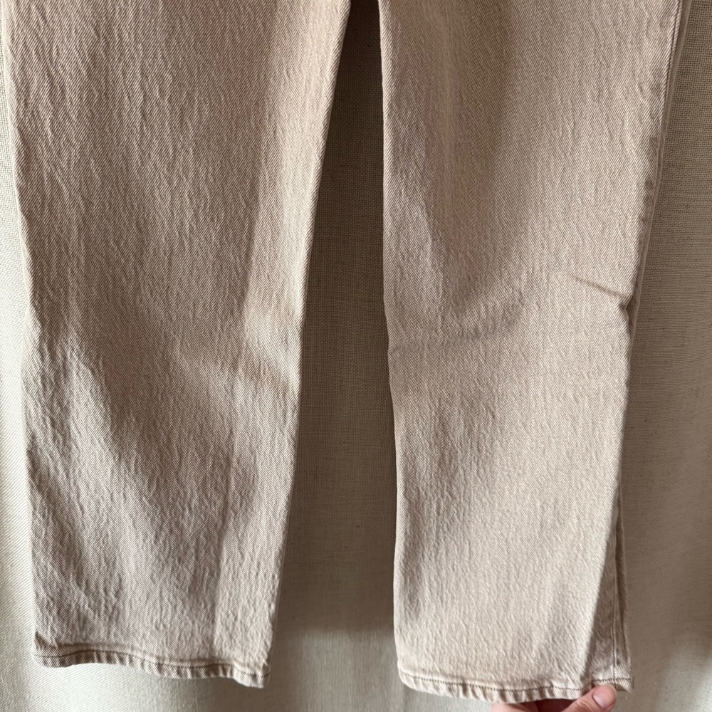 Abercrombie & Fitch Straight Leg Jeans in Light Beige - Picture 7 of 9